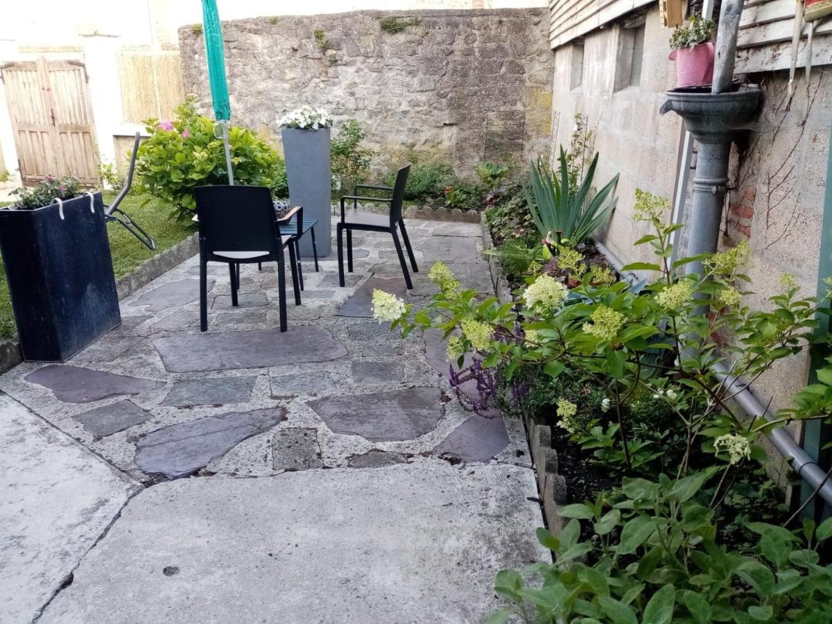 Philoxenia Apartment Givet Exterior foto